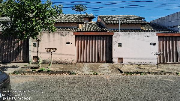 Casa - Venda, ARAXA, MG