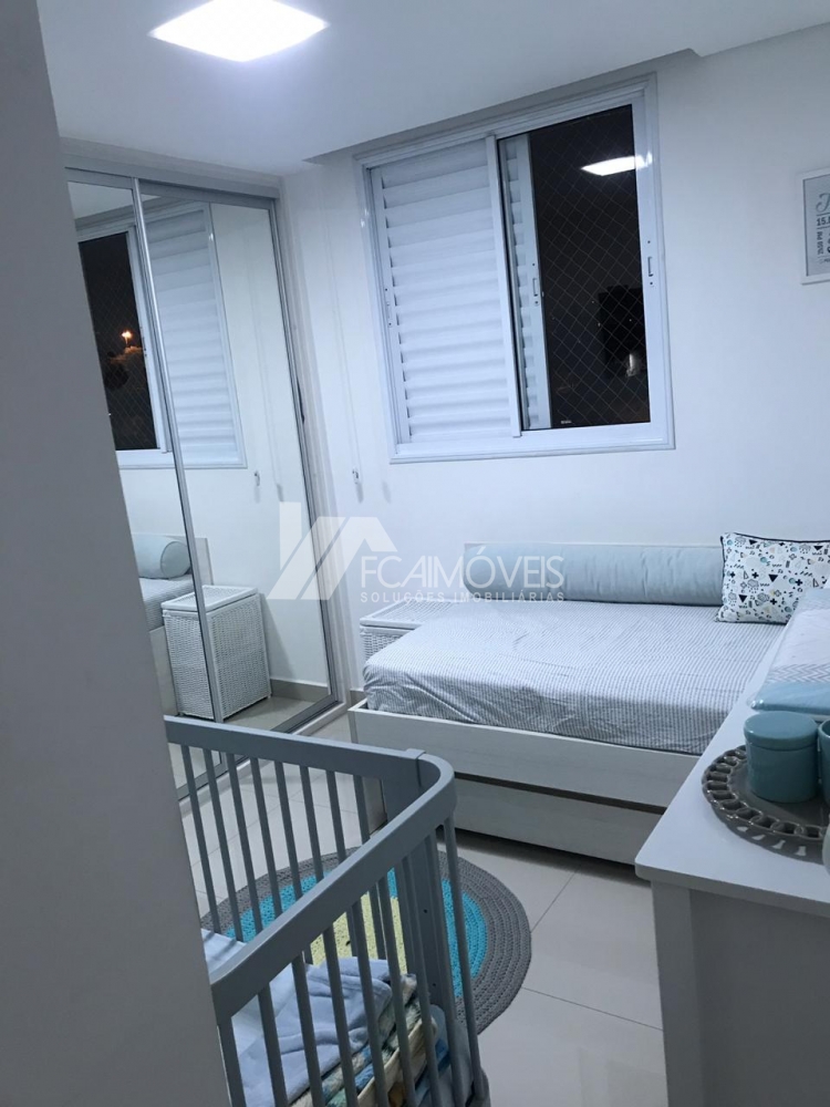 Apartamento à venda com 2 quartos, 79m² - Foto 32