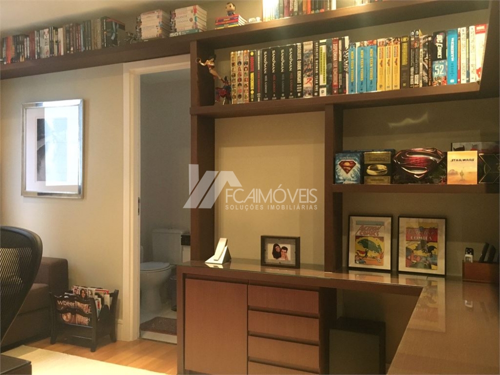 Apartamento à venda com 3 quartos, 131m² - Foto 4