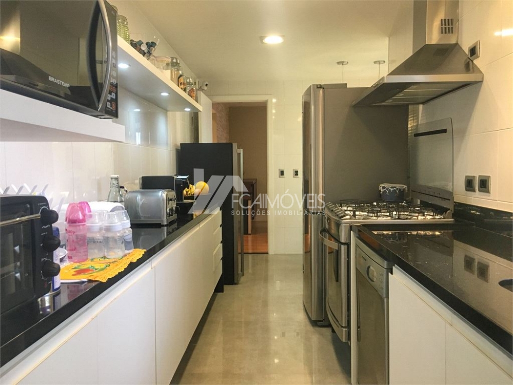 Apartamento à venda com 3 quartos, 131m² - Foto 6