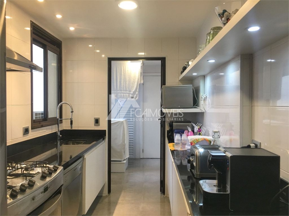 Apartamento à venda com 3 quartos, 131m² - Foto 8