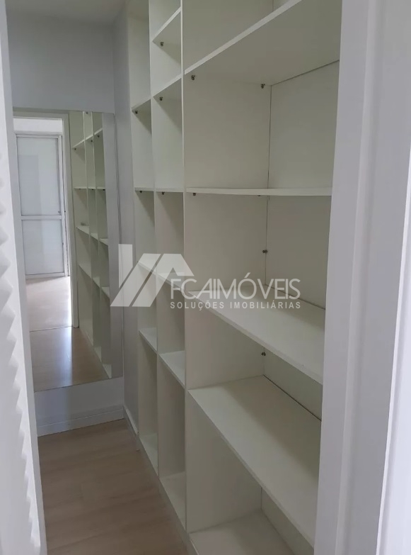 Apartamento à venda com 2 quartos, 70m² - Foto 8