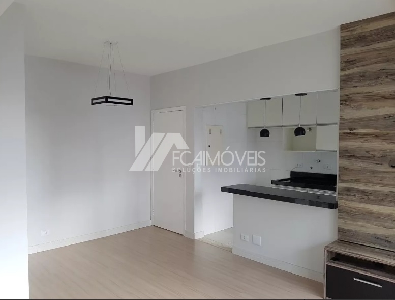 Apartamento à venda com 2 quartos, 70m² - Foto 9