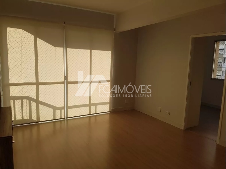 Apartamento à venda com 2 quartos, 70m² - Foto 12